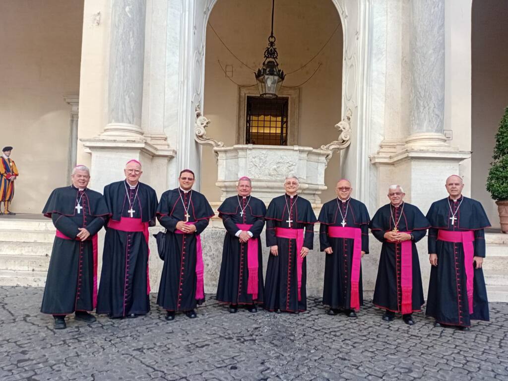 Los obispos de Honduras en el Vaticano durante la visita ad limina, octubre de 2026